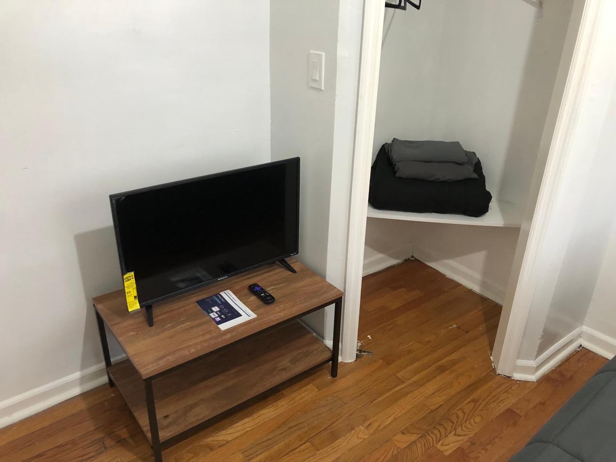 Private 2 Bedroom And 1 Bathroom House In A Quiet Area And Convenient To Nyc Bus And Train Perth Amboy Dış mekan fotoğraf